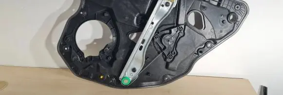 Volvo XC70 Rear window lifting mechanism without motor 60674307228614