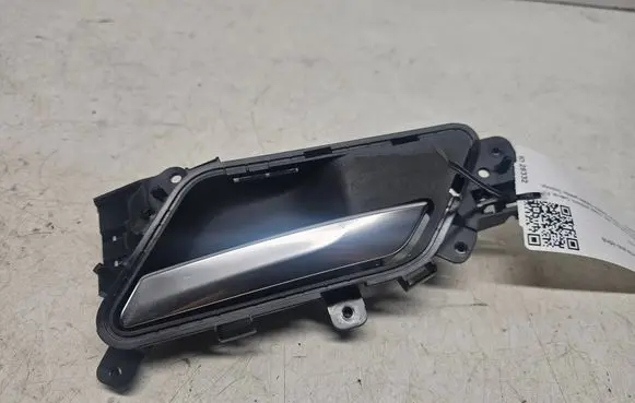 Front door interior handle