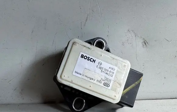 Maserati GranTurismo ESP acceleration yaw rate sensor 0265005616 51746232 7047222