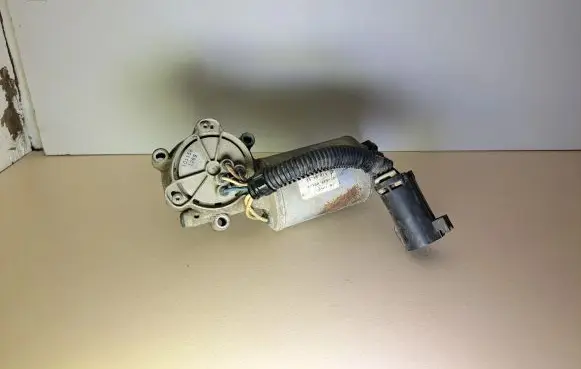 Mercedes-Benz ML W163 Front differential bracket A1635400488 1635400488