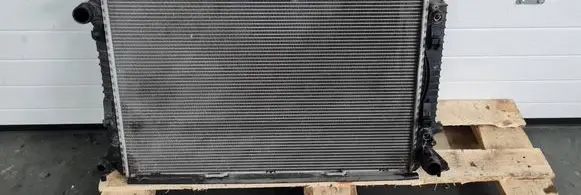 Audi Q5 SQ5 Coolant radiator 8R0121251C