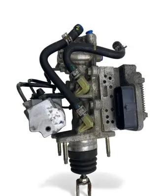 Toyota Auris E180 Master brake cylinder 4727047030