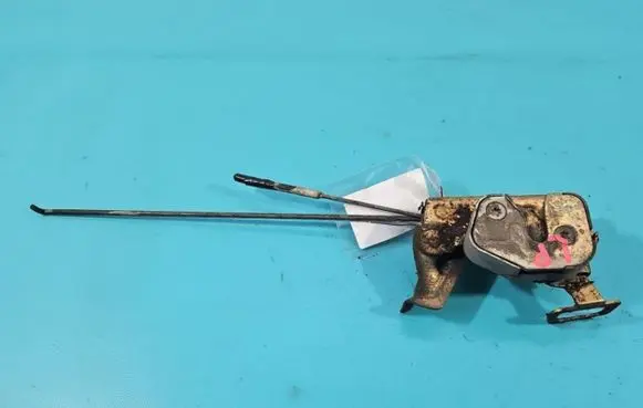 Peugeot 305 Front door lock IMPRK1393665