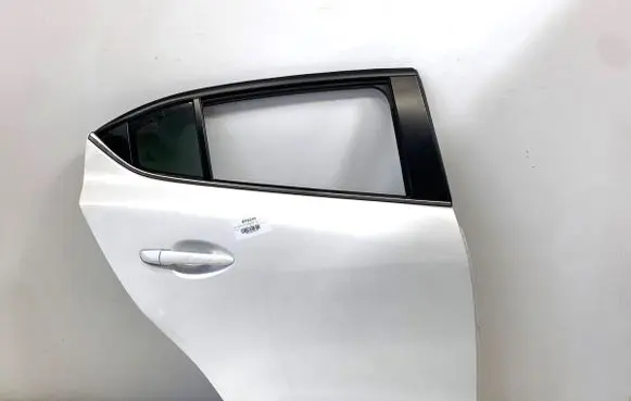Mazda 3 II Rear door 