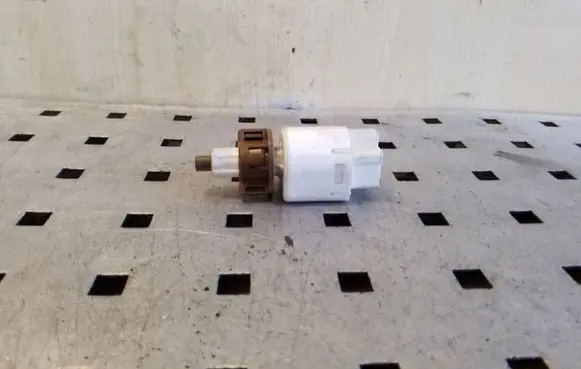 Brake pedal sensor switch