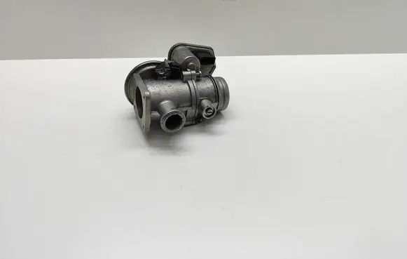BMW 5 E60 E61 Throttle valve 70045000 7804380