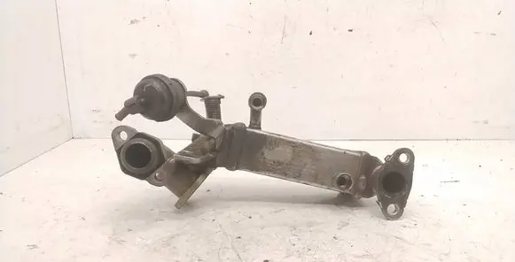 BMW 3 E90 E91 EGR valve cooler 7797371 9950006 BC4302