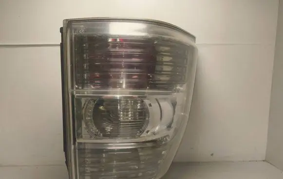 Mitsubishi Pajero Rear/tail lights 22087872