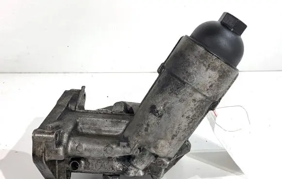 BMW 5 E60 E61 Oil filter mounting bracket 7788453