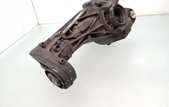 Volkswagen Touareg I Front differential AGT 0BM409505L