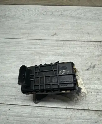 Volkswagen Golf VII Turbo charger electric actuator 6NW009550