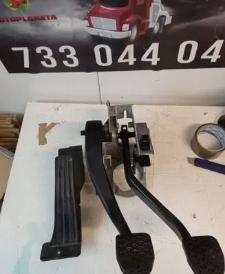 BMW 1 E81 E87 Pedal assembly 6778977 678711