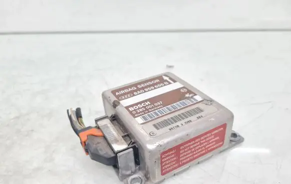 Audi A6 S6 C4 4A Airbag control unit/module 8A0959655B 0285001037