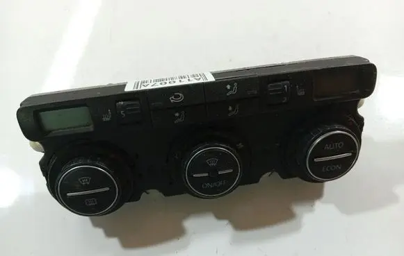 Volkswagen PASSAT B6 Climate control unit