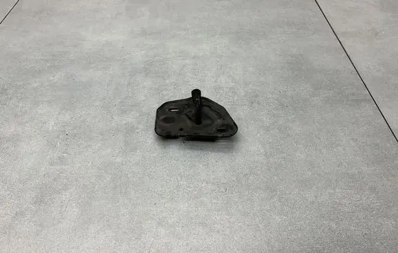 Audi Q3 8U Engine bonnet/hood lock/latch loop/hook 4G0823186A