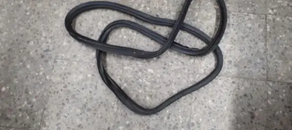 Hyundai i10 Trunk rubber seal (body) 