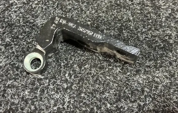 Volvo V60 Front door upper hinge 31457957