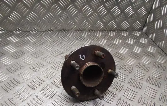 Toyota Prius (XW20) Rear wheel hub