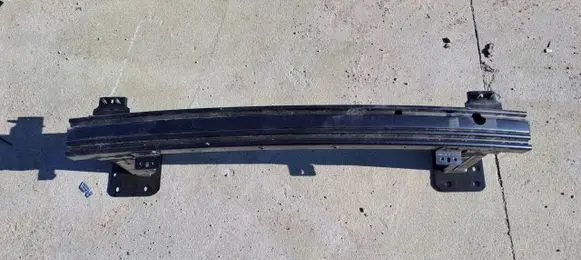 Renault Kadjar Front bumper cross member 21488380