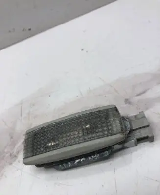 Volkswagen PASSAT B5.5 Other interior light 3B0947113