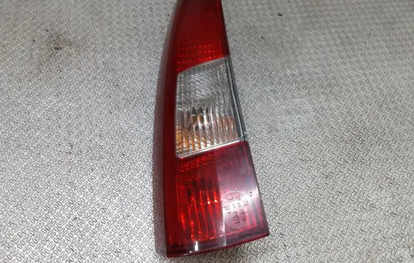 Volvo V70 Rear/tail lights 9154493