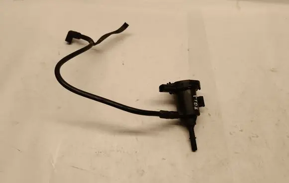 Dodge Challenger Engine mount vacuum valve 04891738AB