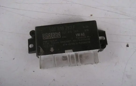 Audi A3 S3 8V Parking PDC control unit/module 5Q0919283F