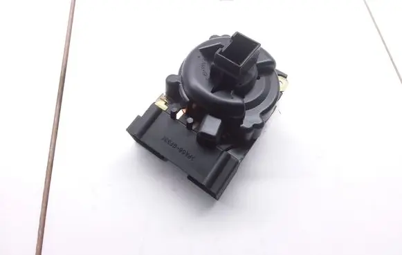 Chrysler PT Cruiser Ignition lock 4793576AA 23199