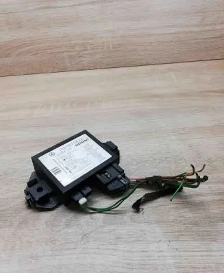 Mercedes-Benz E W212 Immobilizer control unit/module 1688200426 5wk4736