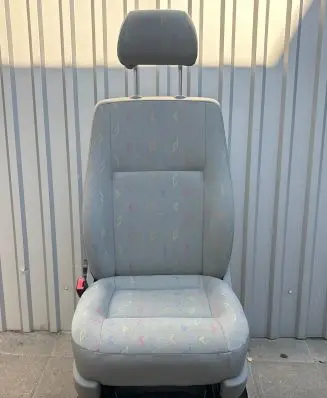 Volkswagen Transporter - Caravelle T5 Front driver seat 