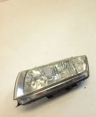 Skoda Fabia Mk1 (6Y) Headlight/headlamp 24635900