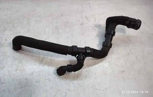 Volvo XC60 Engine coolant pipe/hose S4000250