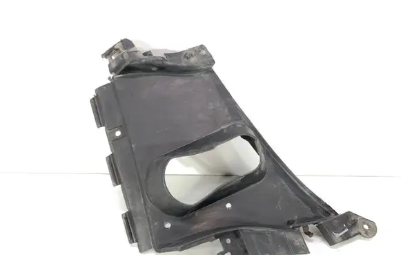 BMW X5 G05 Intercooler air guide/duct channel 51118089502