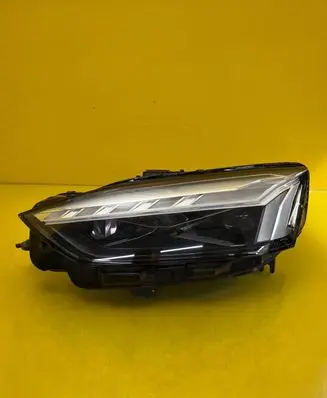 Audi A5 Headlight/headlamp 8W6941085