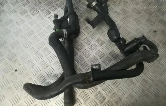Ford Focus Engine coolant pipe/hose 9670253780 9670254180
