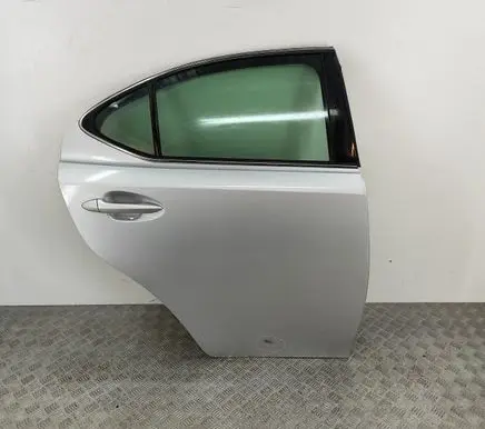 Lexus IS 220D-250-350 Rear door 6700353040