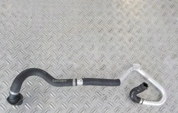 Mercedes-Benz C W205 Engine coolant pipe/hose A2058302802