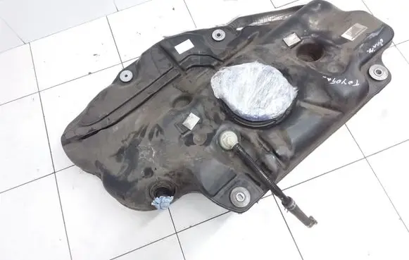 Toyota Auris E180 Fuel tank 7710002B22