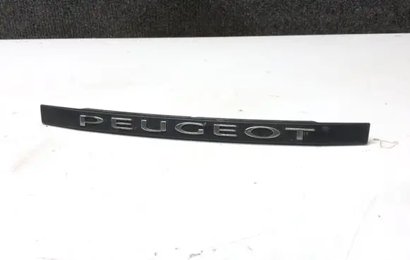Peugeot 508 Manufacturer badge logo/emblem 9677484580