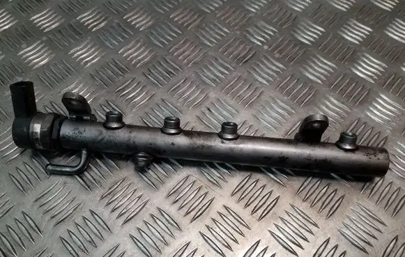 Mercedes-Benz S W221 Fuel main line pipe A6420702495 A6420780149 0281002794