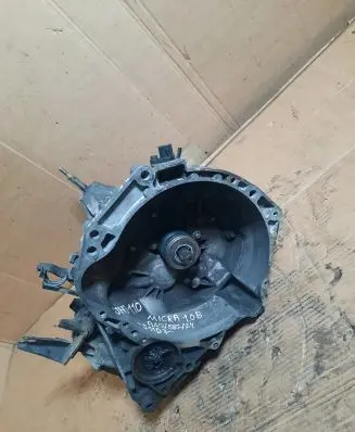 Nissan Micra Manual 5 speed gearbox JH3110