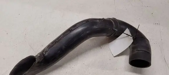 Peugeot Partner Air intake hose/pipe 9643856980