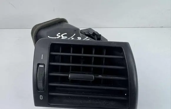 BMW 3 E46 Dashboard side air vent grill/cover trim 64228361898 369801 8361898