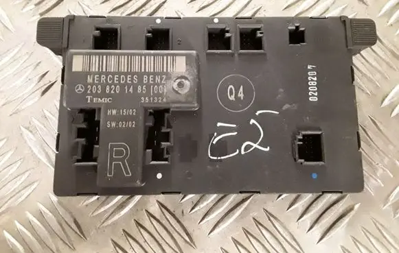 Mercedes-Benz C AMG W203 Door control unit/module 2038201485