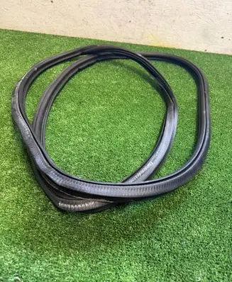 Skoda Octavia Mk4 Front door rubber seal 5E3867365