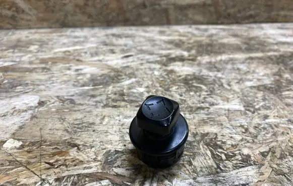 Infiniti QX80 Steering wheel adjustment switch 19907MD