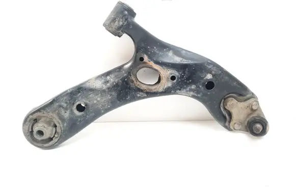 Toyota Prius+ (ZVW40) Front lower control arm/wishbone