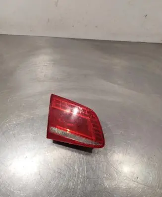 Volkswagen PASSAT B7 Tailgate rear/tail lights