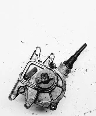 Opel Astra G Vacuum pump 24406132