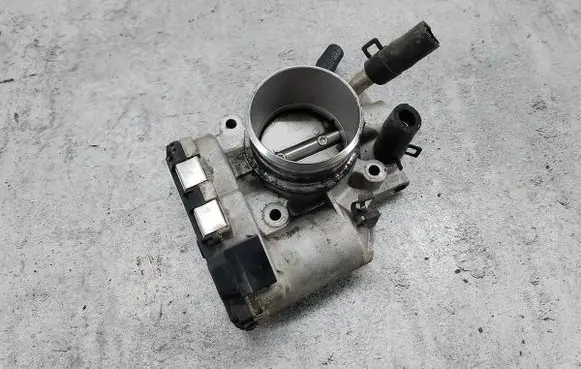 KIA Ceed Throttle body valve 35100-2B150